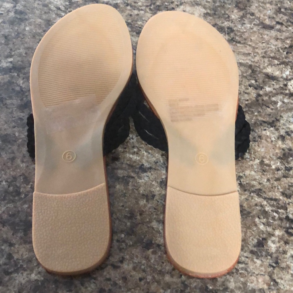 NWT Rue21 flip flops size 6 - Picture 3 of 5
